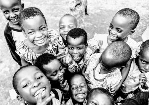 Read more about the article Des Idées pour Aider les Personnes dans le Besoin