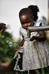 Lire la suite à propos de l’article Financer l’Accès à l’Eau Potable